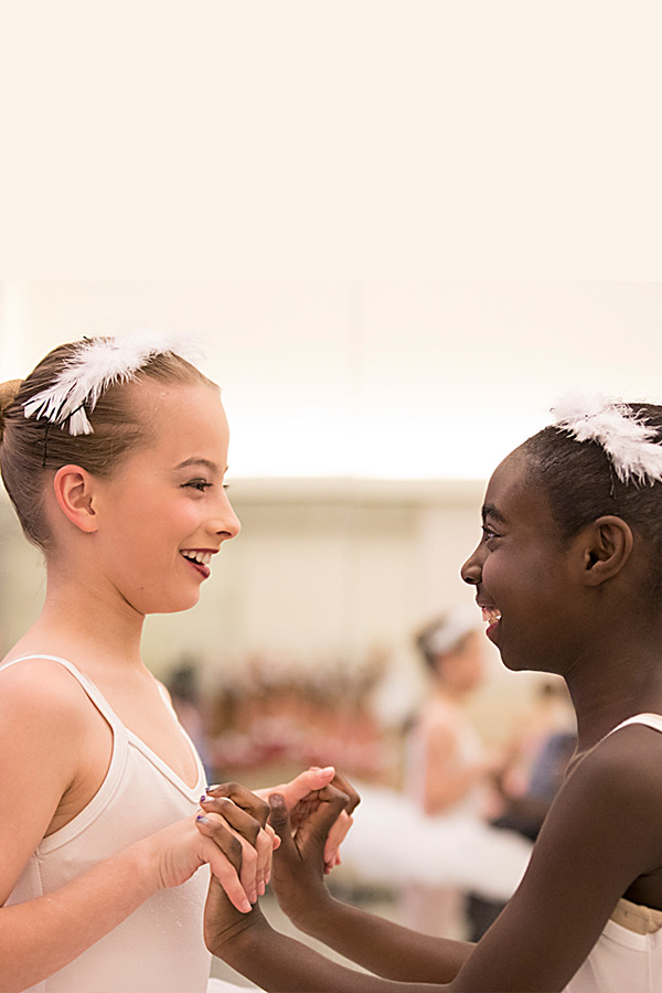 Photograph of Baltimore School for the Arts TWIGS students in Ballet class